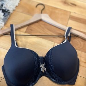 Body by Victoria perfect shape 32DD/34D